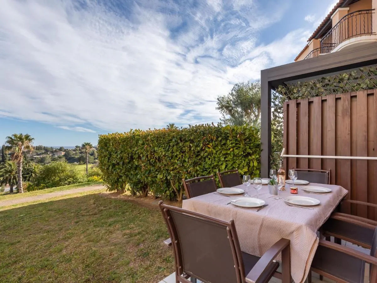 Saint-Raphaël Apartment Village Cap Esterel - Le Village-27 By Interhome 0*,  צרפת