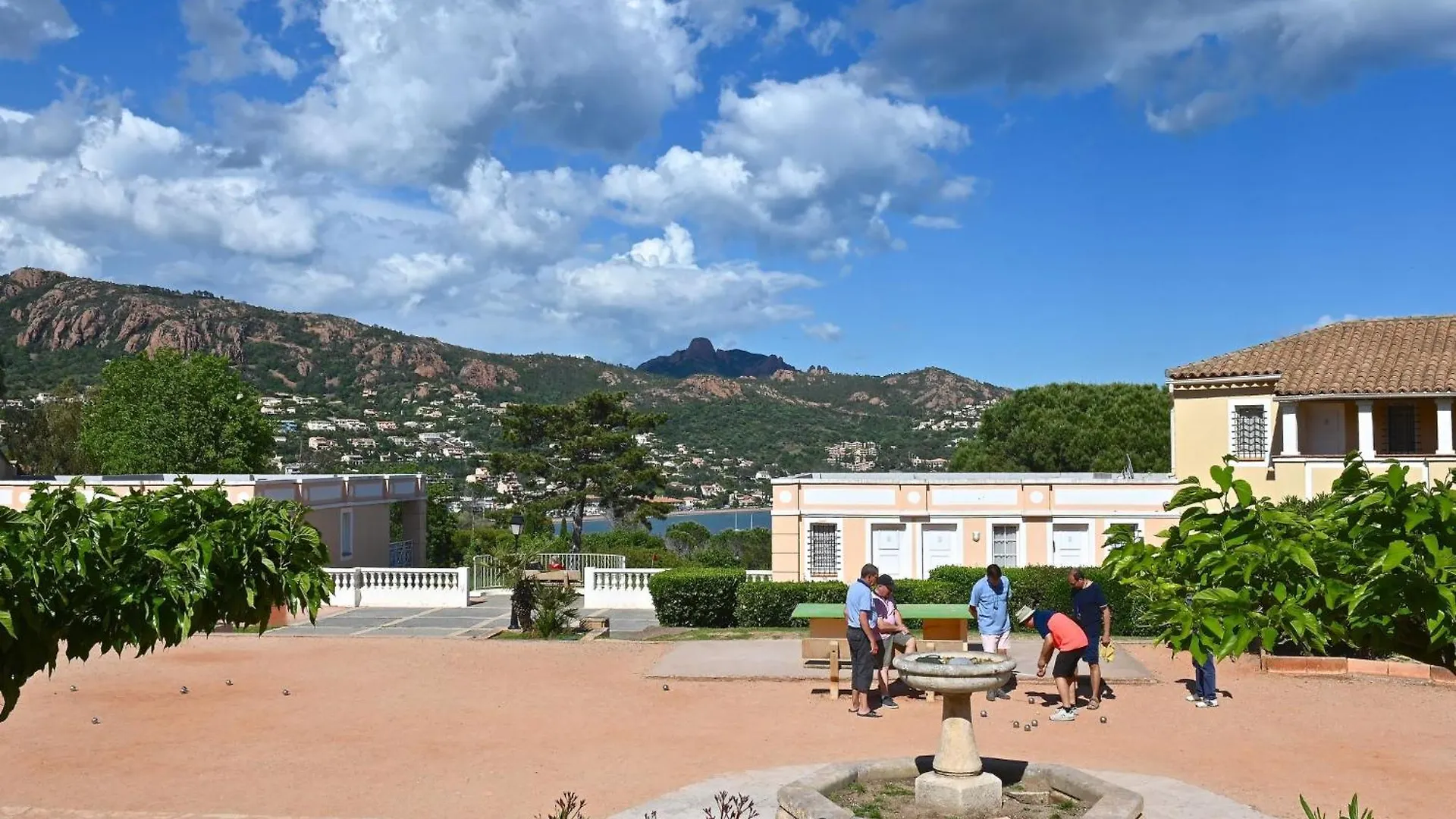 Saint-Raphaël Apartment Village Cap Esterel - Le Village-27 By Interhome צרפת