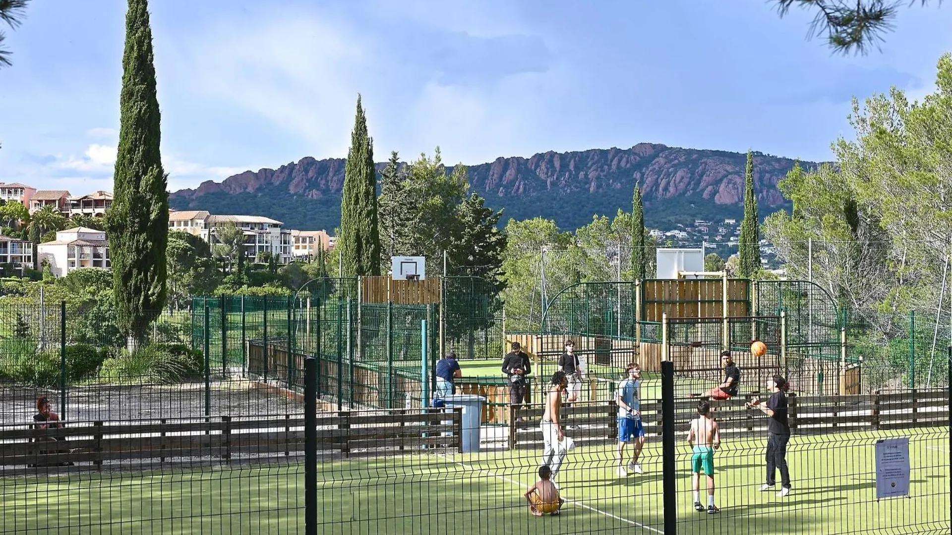 Saint-Raphaël Apartment Village Cap Esterel - Le Village-27 By Interhome