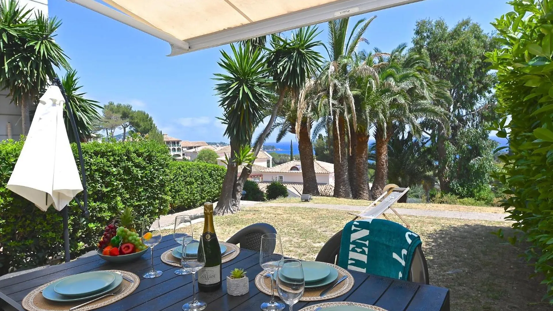Saint-Raphaël Apartment Village Cap Esterel - Le Village-27 By Interhome