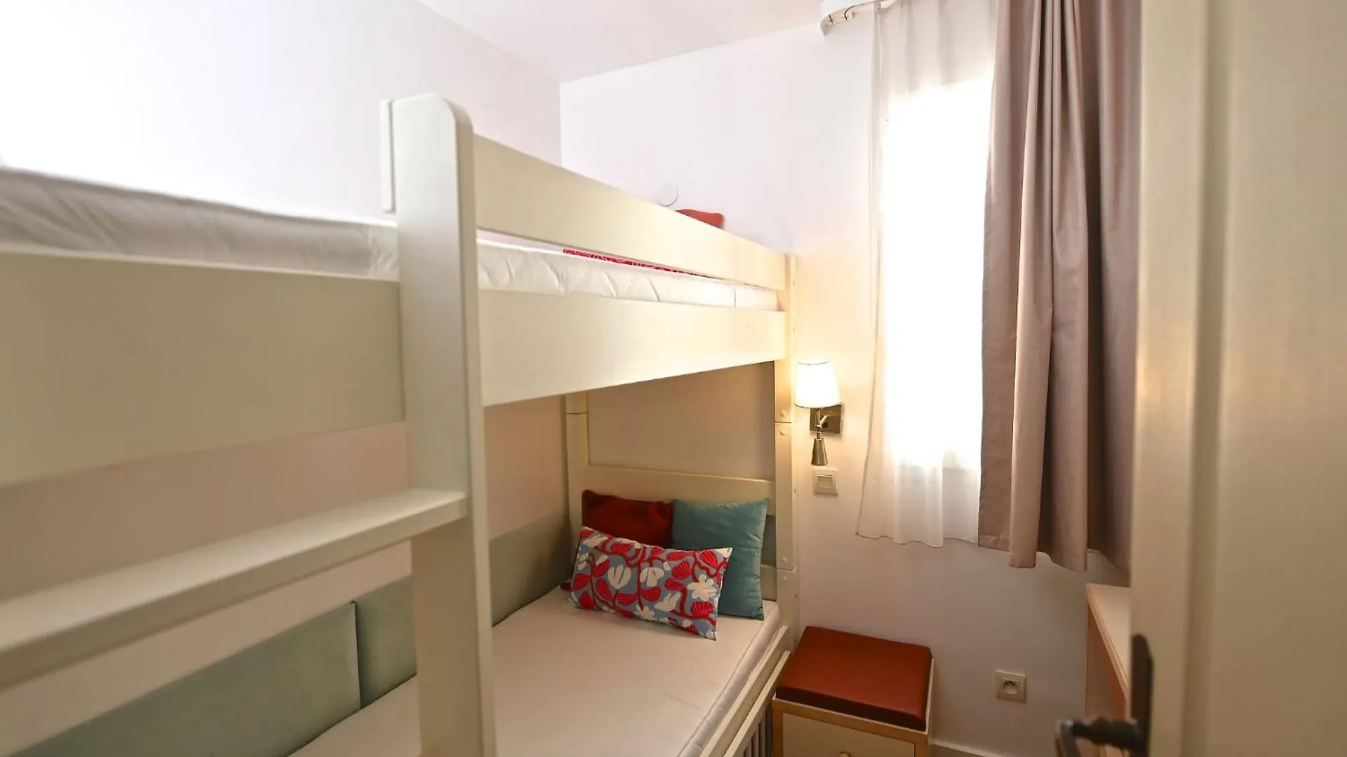 Apartment Village Cap Esterel - Le Village-27 By Interhome Сен-Рафаэль